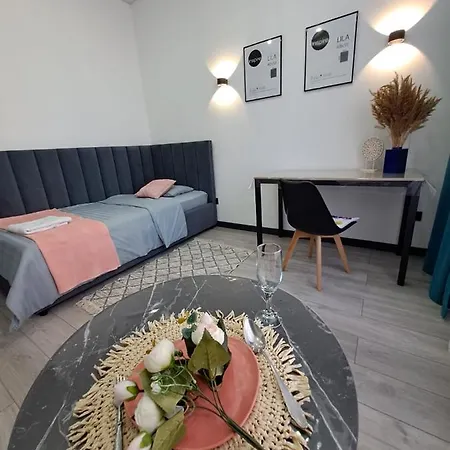 Warm Room With Shared Bathroom And Kitchen Near Mega Park Almaty Exterior photo