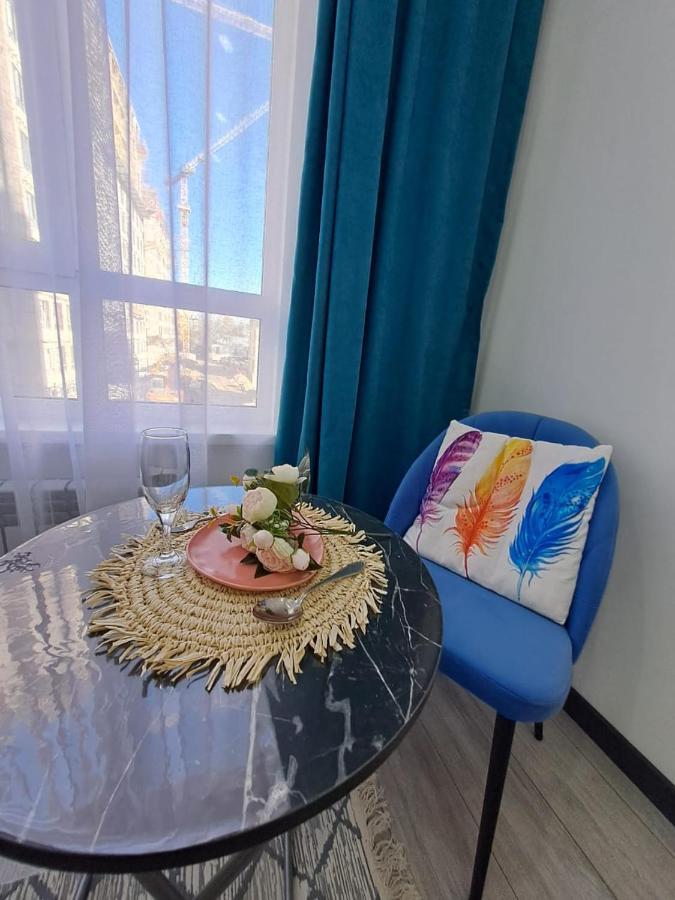 Apartment Warm With Shared Bathroom And Kitchen Near Mega Park