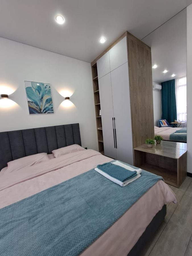 Warm With Shared Bathroom And Kitchen Near Mega Park Apartment