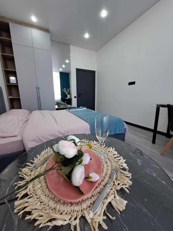 Warm With Shared Bathroom And Kitchen Near Mega Park
