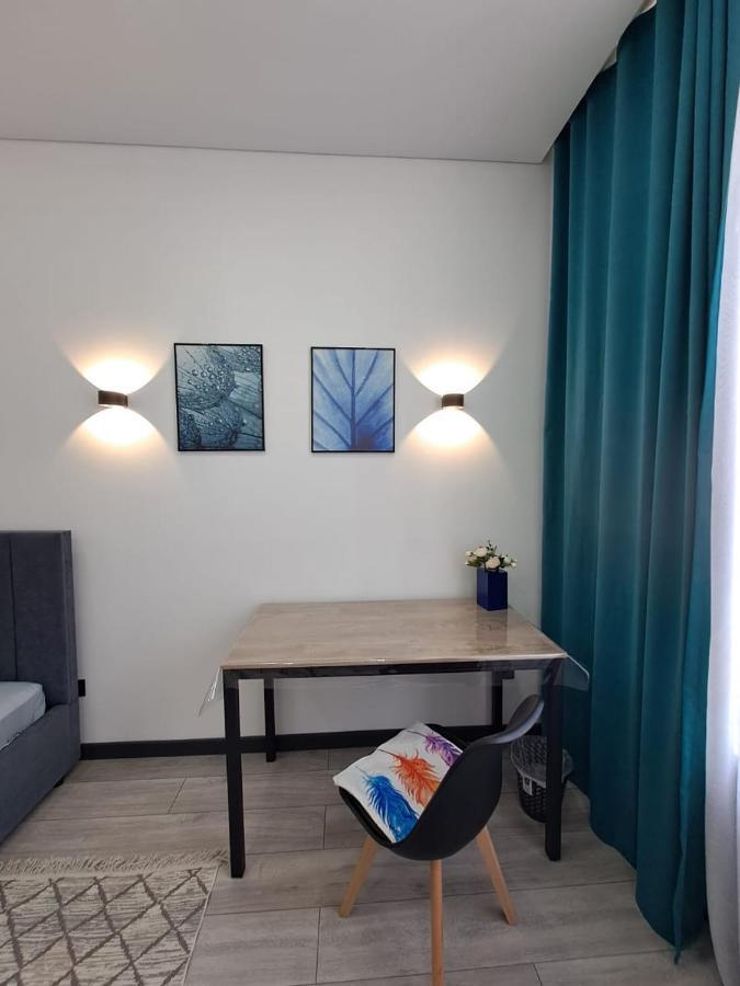 Warm With Shared Bathroom And Kitchen Near Mega Park Apartment *