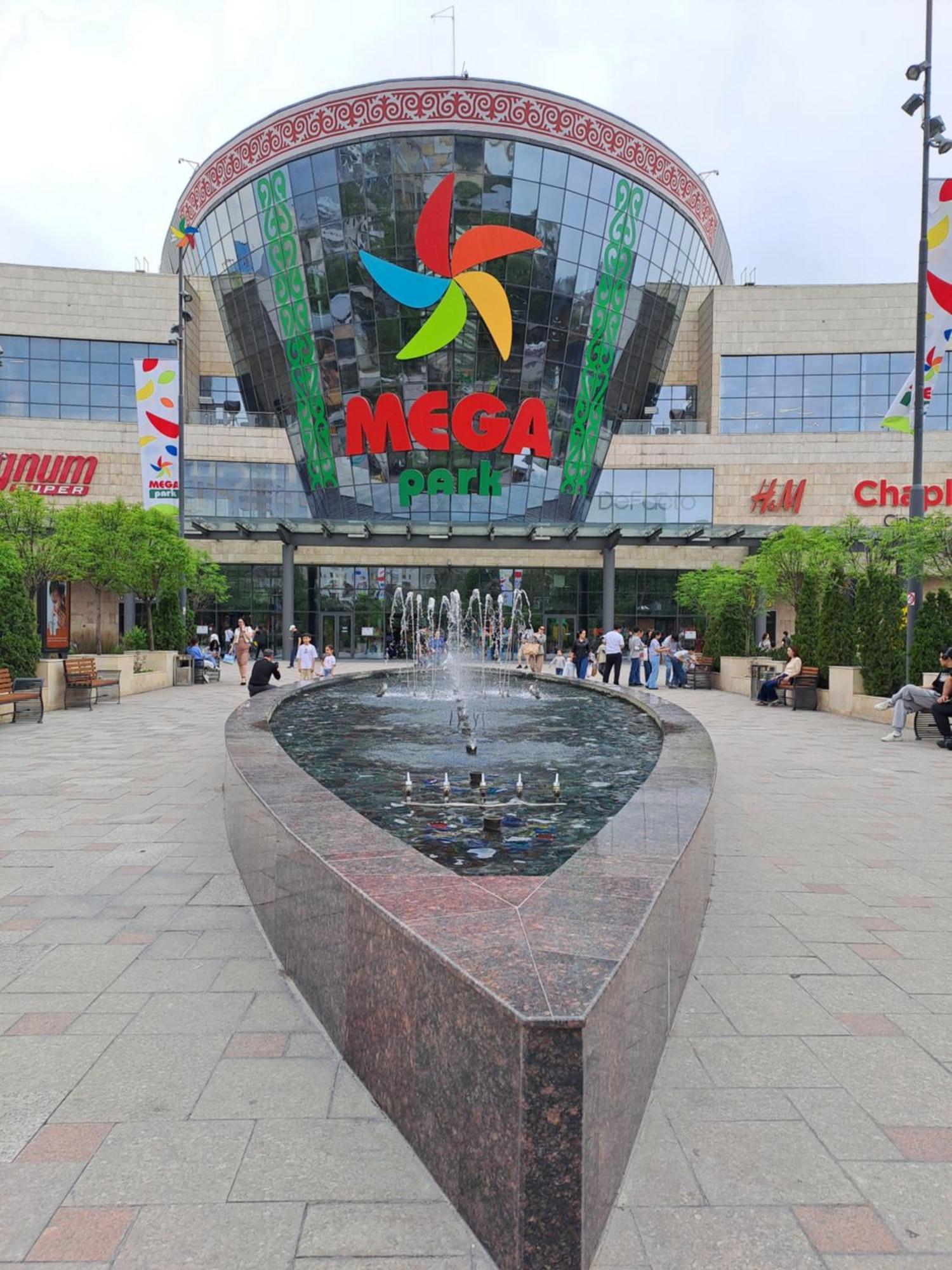 Apartment Warm With Shared Bathroom And Kitchen Near Mega Park Almaty