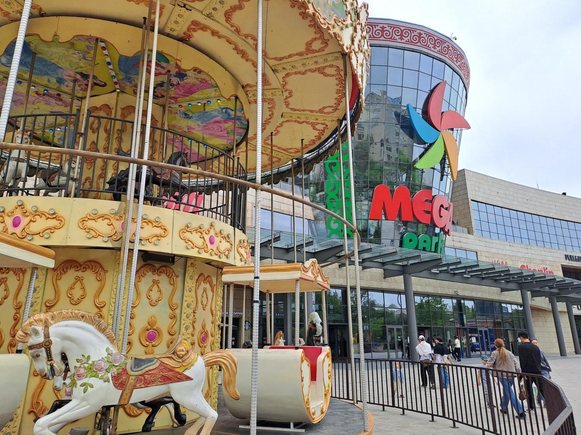 Warm With Shared Bathroom And Kitchen Near Mega Park *